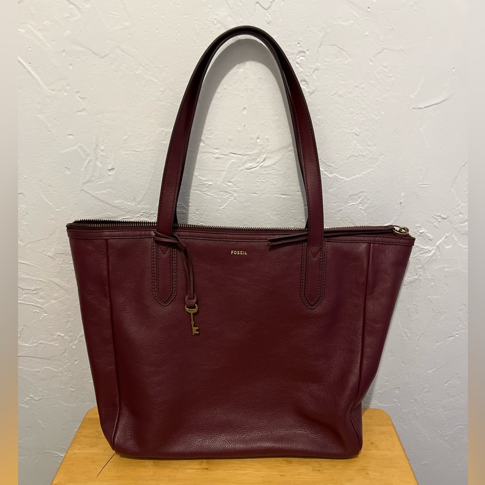 Fossil Burgundy Leather Sydney Shopper